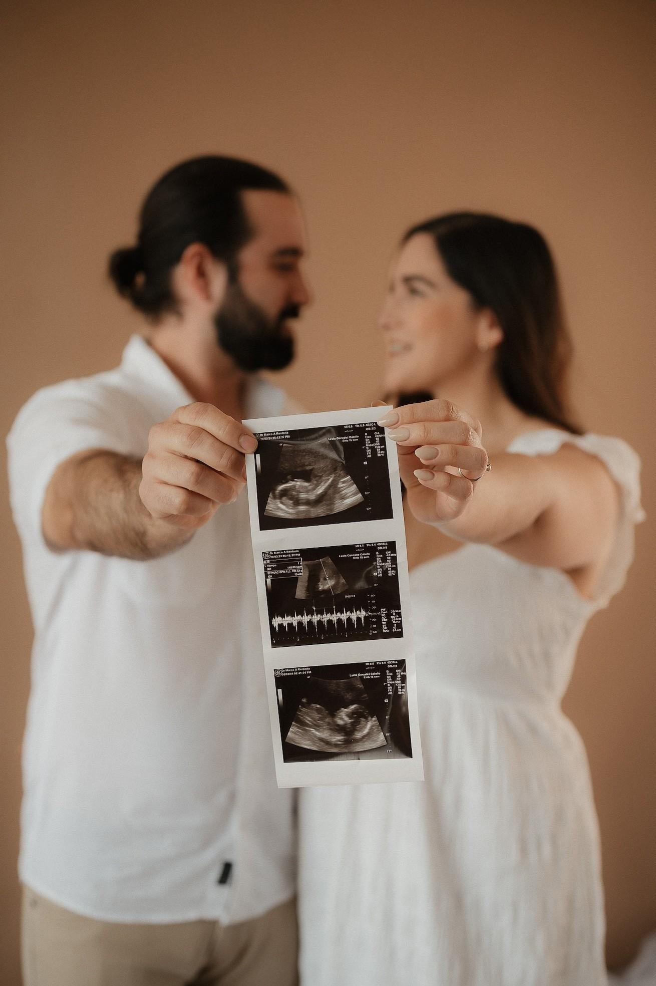 Sesiones de Fotos en Estudio para Anunciar tu Embarazo