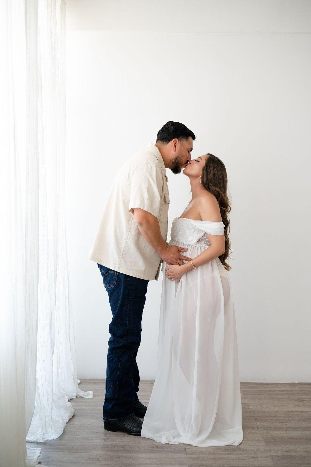 carousel-hero-element image-4