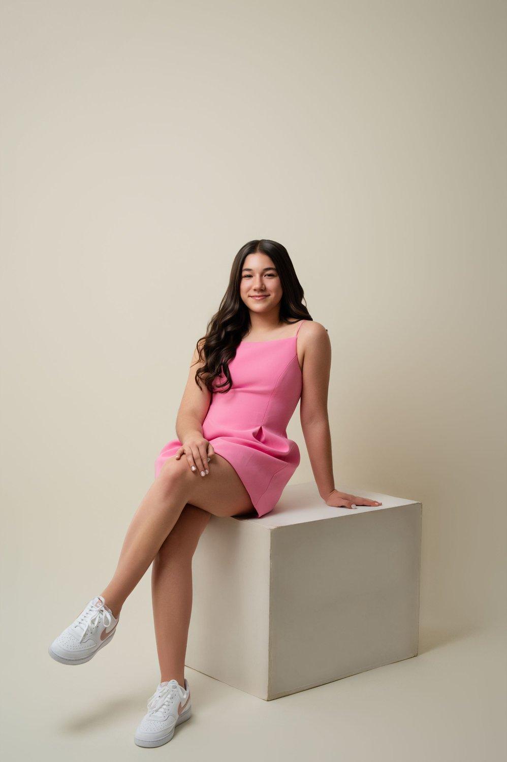 carousel-hero-element image-1