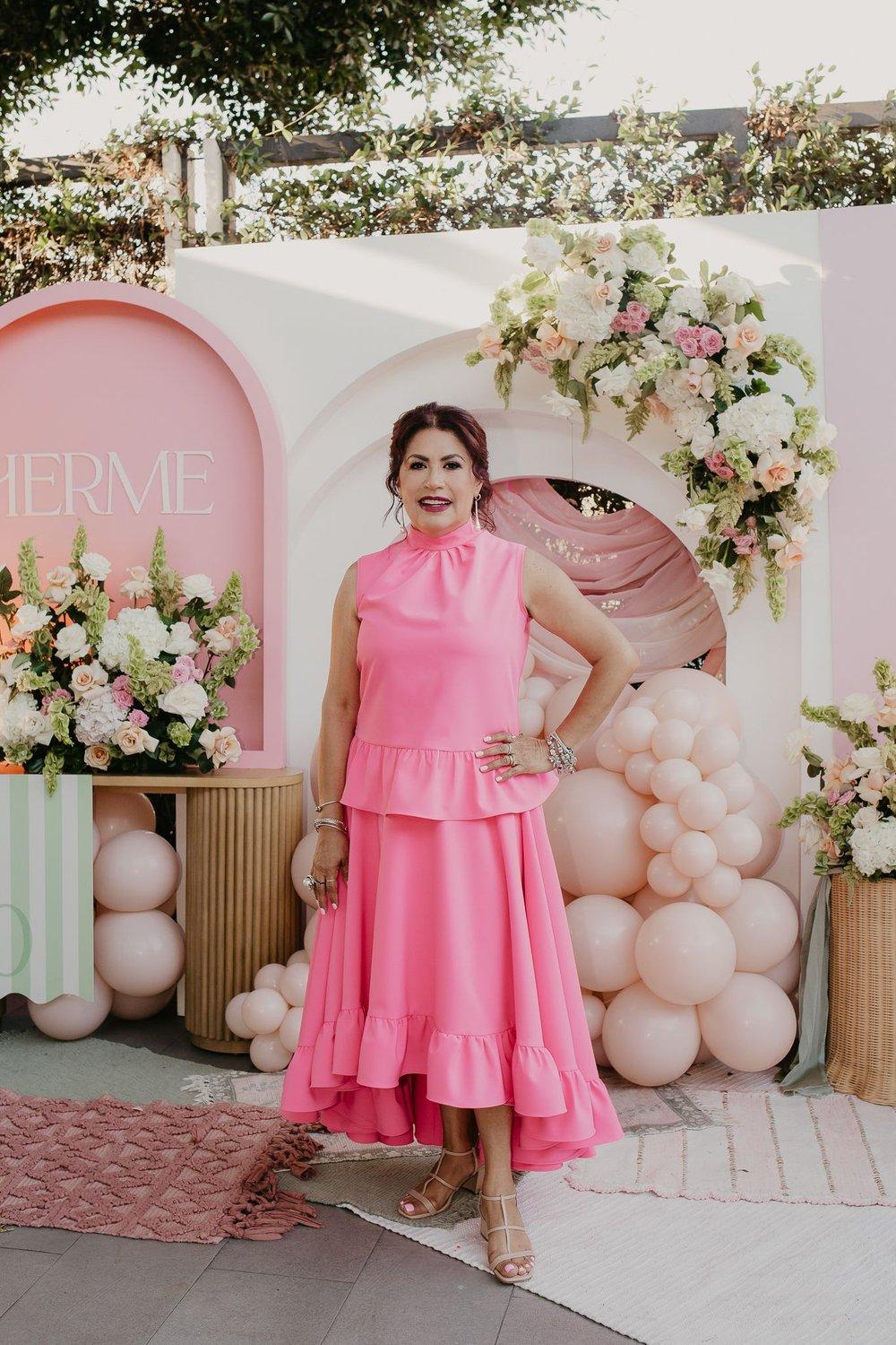 carousel-hero-element image-1